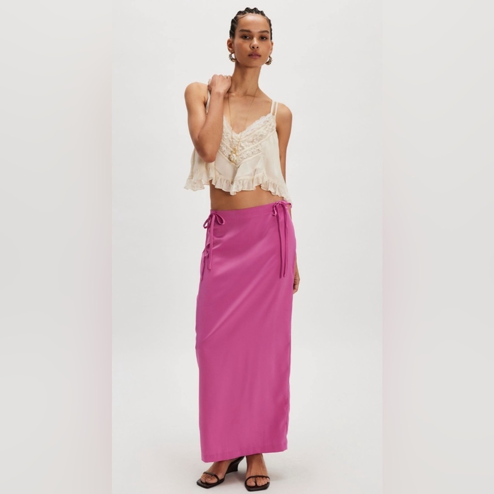 Rosetta Column Skirt NWOT black